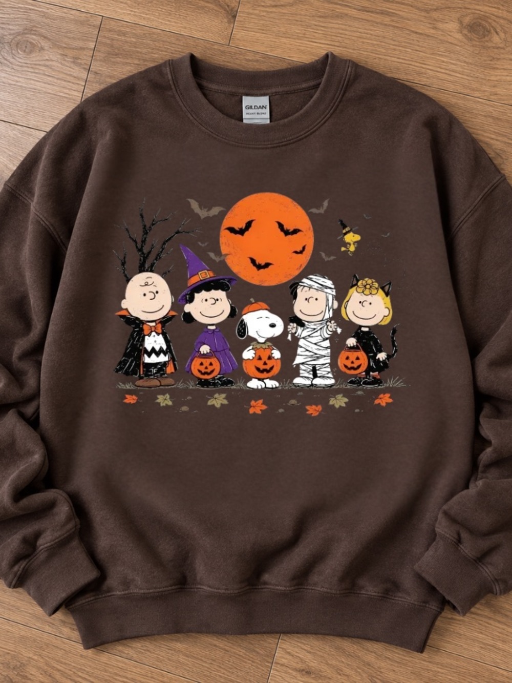 Peanuts Snoopy Halloween Pumpkin Witch Vampire Costume Vintage Brown Sweatshirt